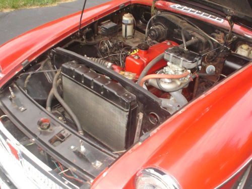 1967 Red MGB Overdrive Roadster, image 4