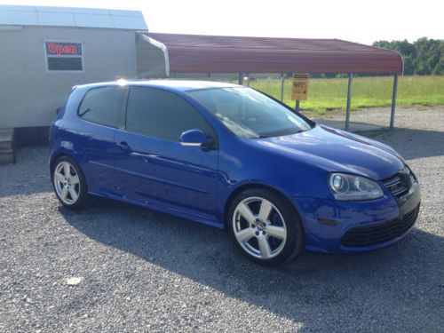 2008 volkswagen r32 hatchback 2-door 3.2l v6