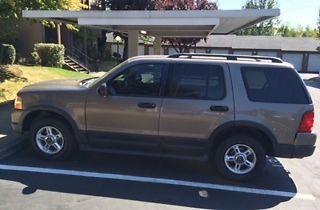 Ford explorer xlt suv 2003 great family car 4-door aluminum wheels hitch