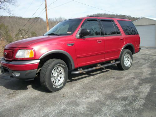 2001 ford expedition xlt sport utility 4-door 5.4l, laser red, michelin tires