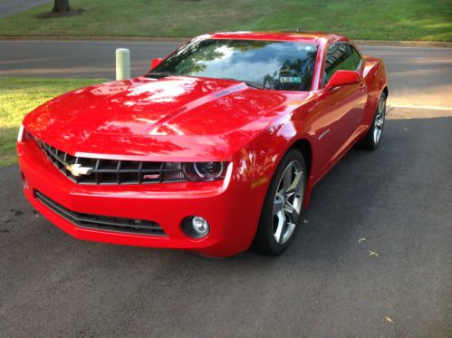 2010 chevrolet camaro 2lt rs coupe 2-door 3.6l