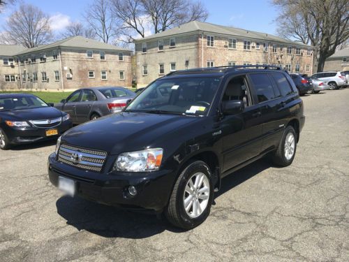 Very low mileage - 2007 toyota highlander hybrid limited 4-door