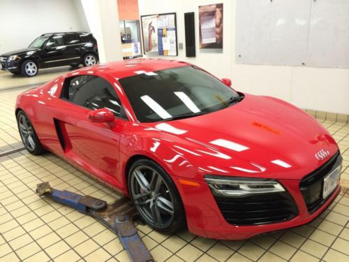 2014 audi r8 base coupe 2-door 4.2l