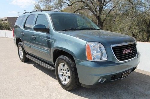 09 2wd 3rd row sunroof blue black leather bench seat 52k miles we finance slt