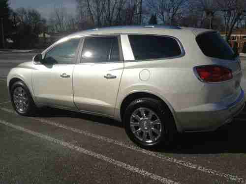 2012 BUICK ENCLAVE CXL/ NO RESERVE/ LEATHER/ NAVI / PANO/ DVD/ REAR CAMERA, image 5