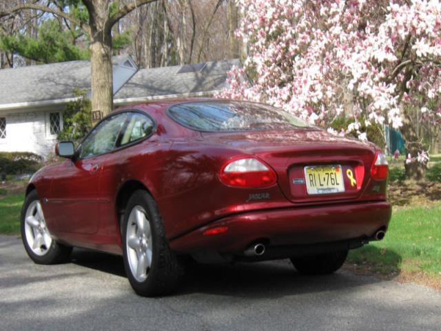 Jaguar xk8 base