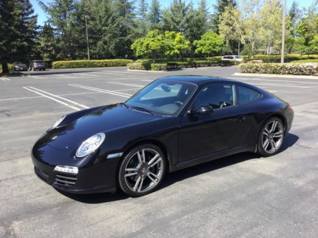 Porsche 911 carrera coupe 2-door