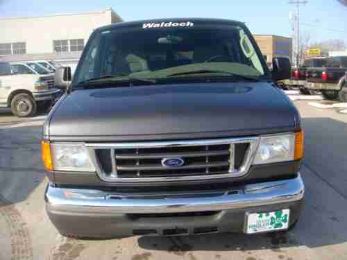 2005 Ford E150 Waldoch Conversion Wheel Chair Lift 53,252 Actual Miles, US $13,750.00, image 2