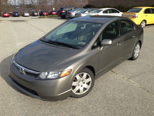 2007 honda civic lx sedan, gray/gray, 27k miles, 93 autocheck!