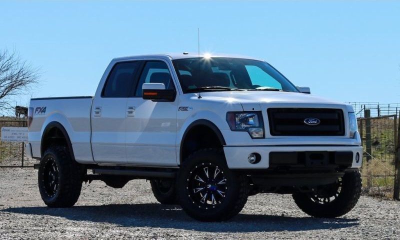2014 ford f-150 fx4 lifted 4x4 truck