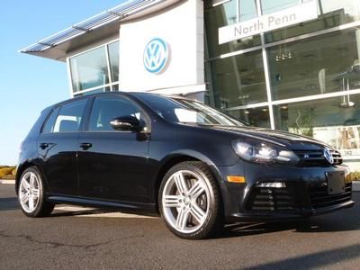 4dr hb "r" manual 2.0l nav roof awd company demo!!! only 5k miles!!! rare car!!!