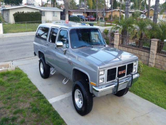 1985 gmc suburban sierra grande