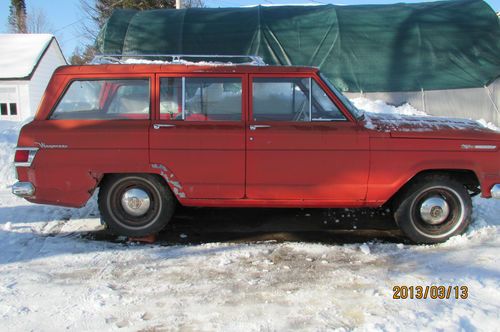 1967 kaiser jeep wagoneer 327 v8 4x4