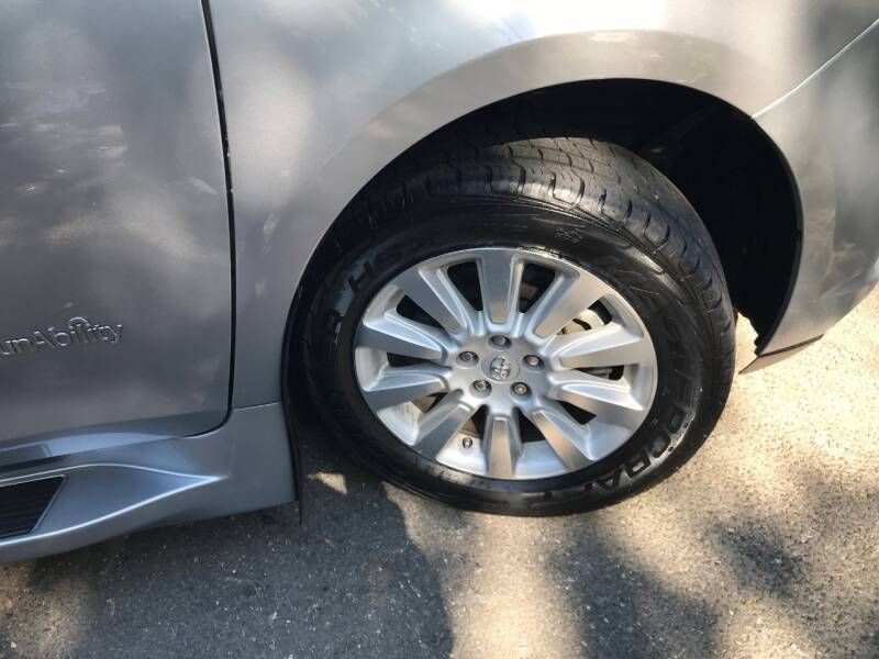 2016 Toyota Sienna Limited Braunability Wheelchair Mobility Van W/ 27K Miles $33,333, US $33,333.00, image 6