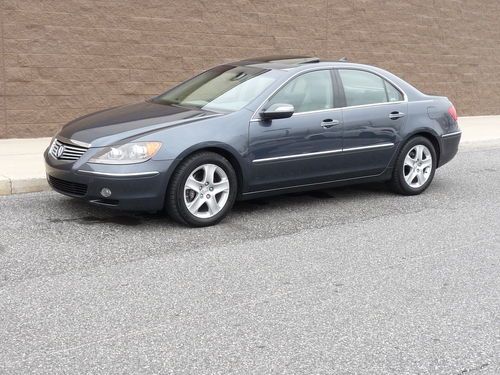 Beautiful 2006 acura rl sedan awd..navigation..tech package..104k miles.