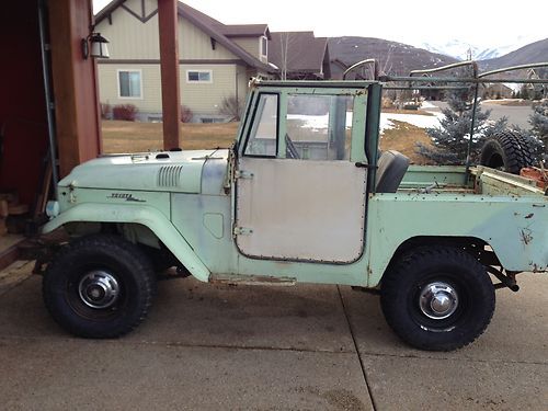 1964 toyota landcruiser fj40 soft top, barn yard find