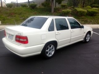 1999 volvo s70 glt strong, smogged, reliable, and ready to go.