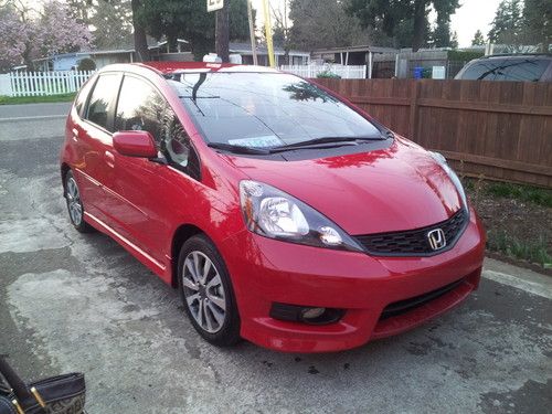 2012 honda fit sport hatchback 4-door 1.5l