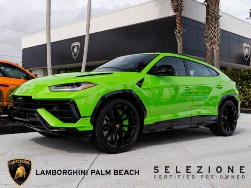 2023 lamborghini s