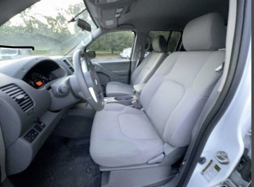 2019 nissan frontier s