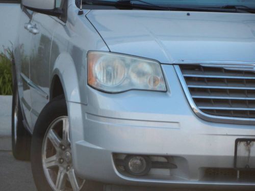 2009 Chrysler Town and Country Touring 4dr Mini Van, US $9,995.00, image 4