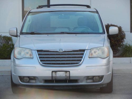 2009 Chrysler Town and Country Touring 4dr Mini Van, US $9,995.00, image 5