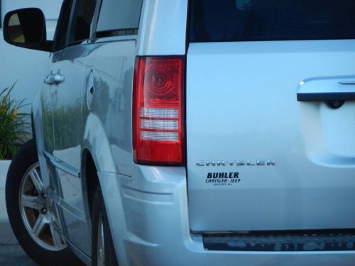 2009 Chrysler Town and Country Touring 4dr Mini Van, US $9,995.00, image 12
