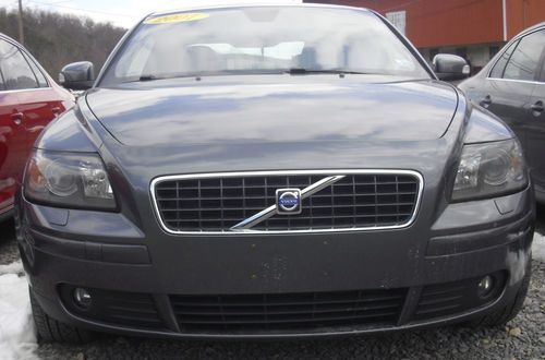 2007 volvo s40 t5 sedan 4-door 2.5l