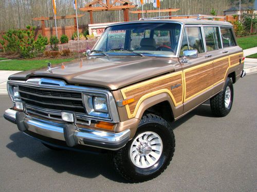 1988 jeep grand wagoneer - vintage "woody" 4x4 in super nice condition !