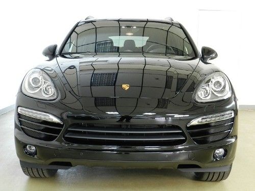 2013 porsche cayenne tiptronic - black