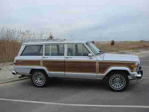 1989 Jeep Grand Wagoneer Base Sport Utility 4-Door 5.9L *****NO RESERVE*****, image 4