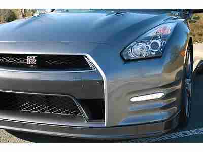 Like NEW 2012 GT-R with LOW miles, image 10