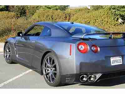 Like NEW 2012 GT-R with LOW miles, image 19