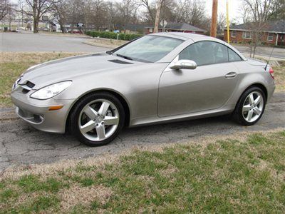 05 mercedes slk350 convertible.47000 actual miles.pirellis.tight.clean.so nice!