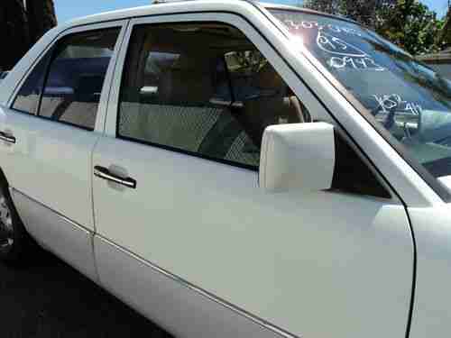 1993 Mercedes-Benz 300E Base Sedan 4-Door 3.2L, NO RESERVE, image 14