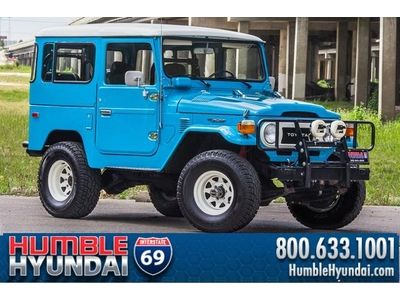 4x4 fj with chevy 350 v8, 2.5" lift five new 31" offroad tires! restored fj40