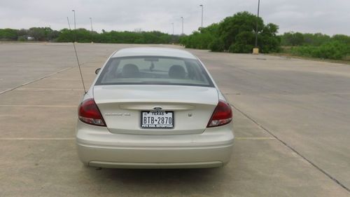 2006 ford taurus