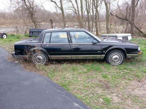 1990 oldsmobile 98 regency brougham sedan 4-door 3.8l