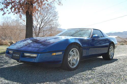 1990 chevrolet corvette base convertible 2-door 5.7l