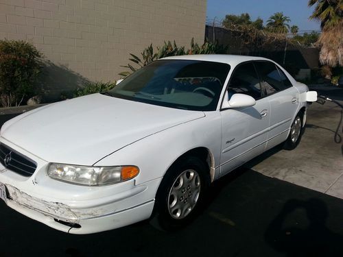 2000 buick regal ls sedan 4-door 3.8l