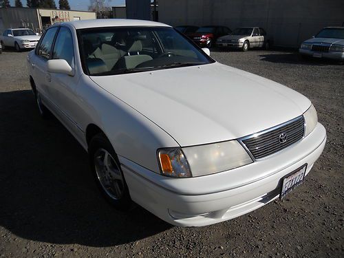1999 toyota avalon xl sedan 4-door 3.0l white clean title