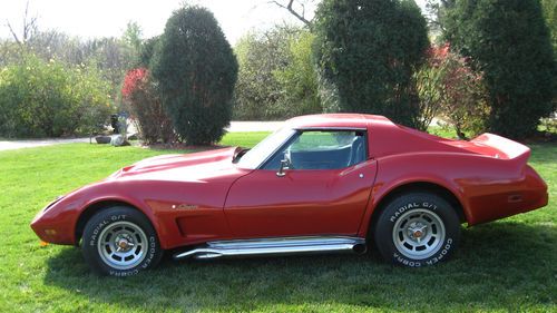 1976 chevy corvette classic stingray