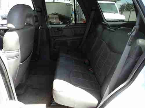 1996 GMC Jimmy, NO RESERVE, image 3