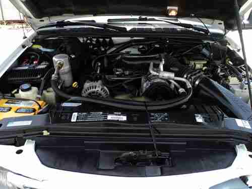 1996 GMC Jimmy, NO RESERVE, image 16