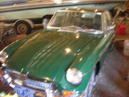 1969 mgb gt