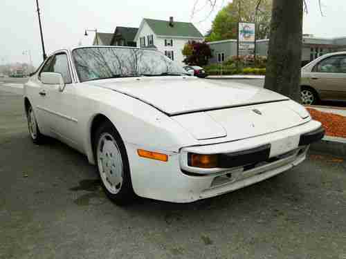 1987 Porsche 944S, image 3