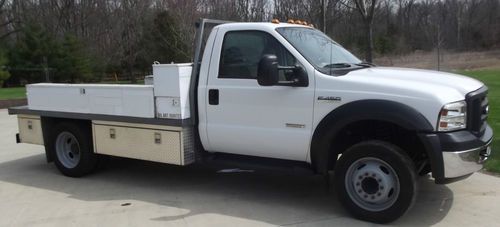 2006 ford dulee flatbed only 17,225 miles