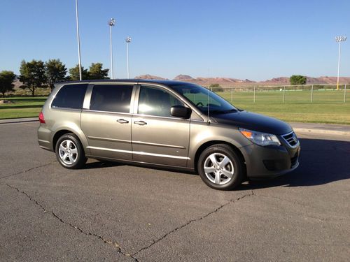 Vw routan se 2010 46k bluetooth, dvd, power seat, power doors ...