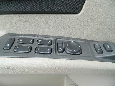 3.2L CADILLAC CTS V6 RIMS CLEAN WHITE PEARL LEATHER LOADED CHEAP MAKE OFFER, image 12