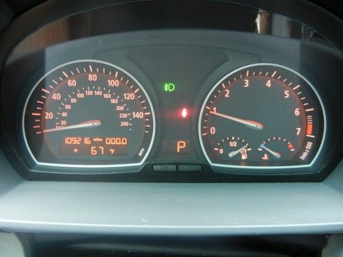 2004 BMW X3 2.5i Sport Utility 4-Door 2.5L, image 2